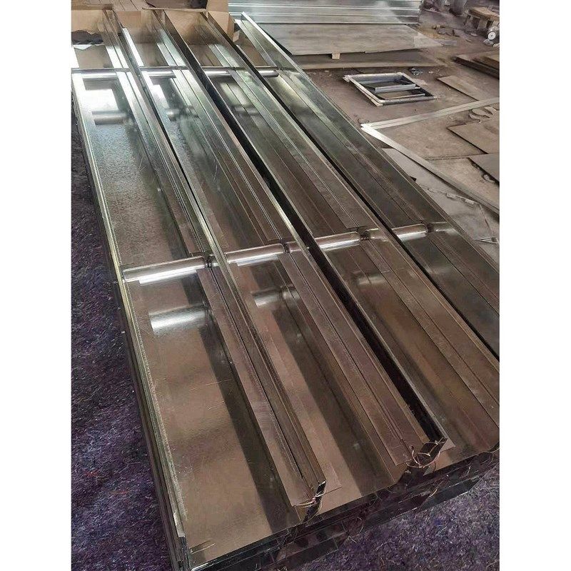 拖链导向槽镀锌桥架U型拖链线槽拖链支架防锈耐腐蚀可定制