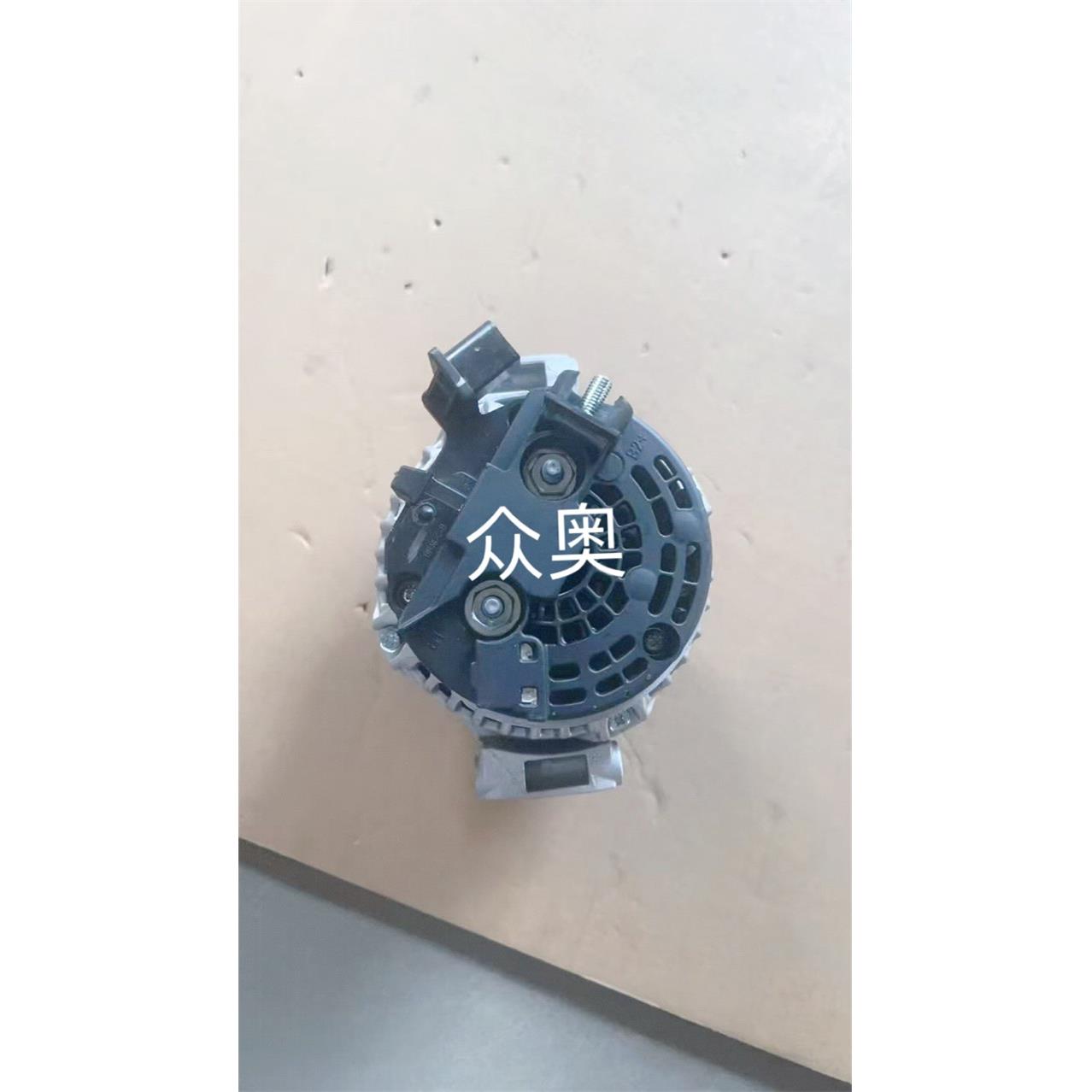 适用宝马发电机12317516490 12317516723 12317516724发电机