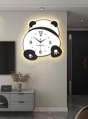 网红创意熊猫挂钟客厅家用时尚装饰画钟表简约发光时钟高级感挂墙