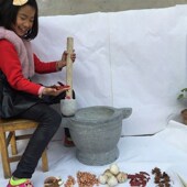 特大号石臼天然无辐射青石石臼家用打年糕石臼老式 石臼手工捣蒜器