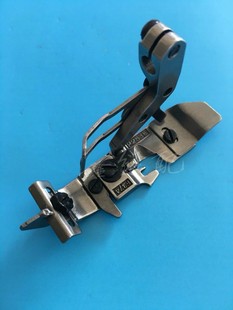 M800四线拷边机中分压脚杰克中捷包缝机锁边机中分刀挡边傍位压脚