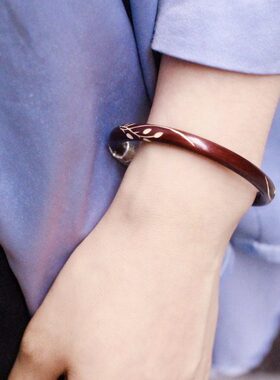 (2)玉兰花西藏无节鸡血藤手镯原创木质雕刻小众文艺礼物风首饰