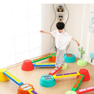 感统训练器材平衡触觉板儿童家用独木桥平衡木幼儿园户外过河石