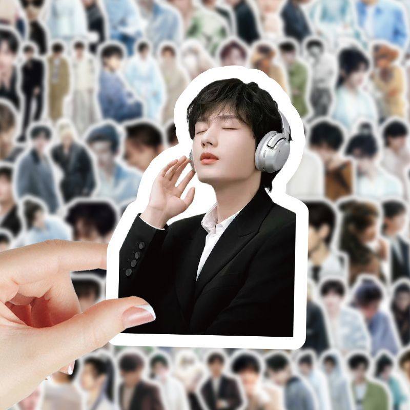 206张成毅贴纸ins高颜值明星周边diy手账笔记本墙面装饰防水贴画,3C数码配件,笔记本个性小贴纸,淘宝优惠券,粉丝福利购,淘宝优惠卷