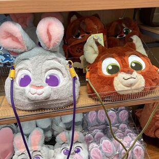 森系可爱疯狂动物斜挎包大头平替同款包包网红ins风包毛绒靠垫