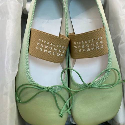 牛皮版法式苹果头芭蕾舞浅口单鞋女平底玛丽珍鞋女软底瓢鞋奶奶鞋