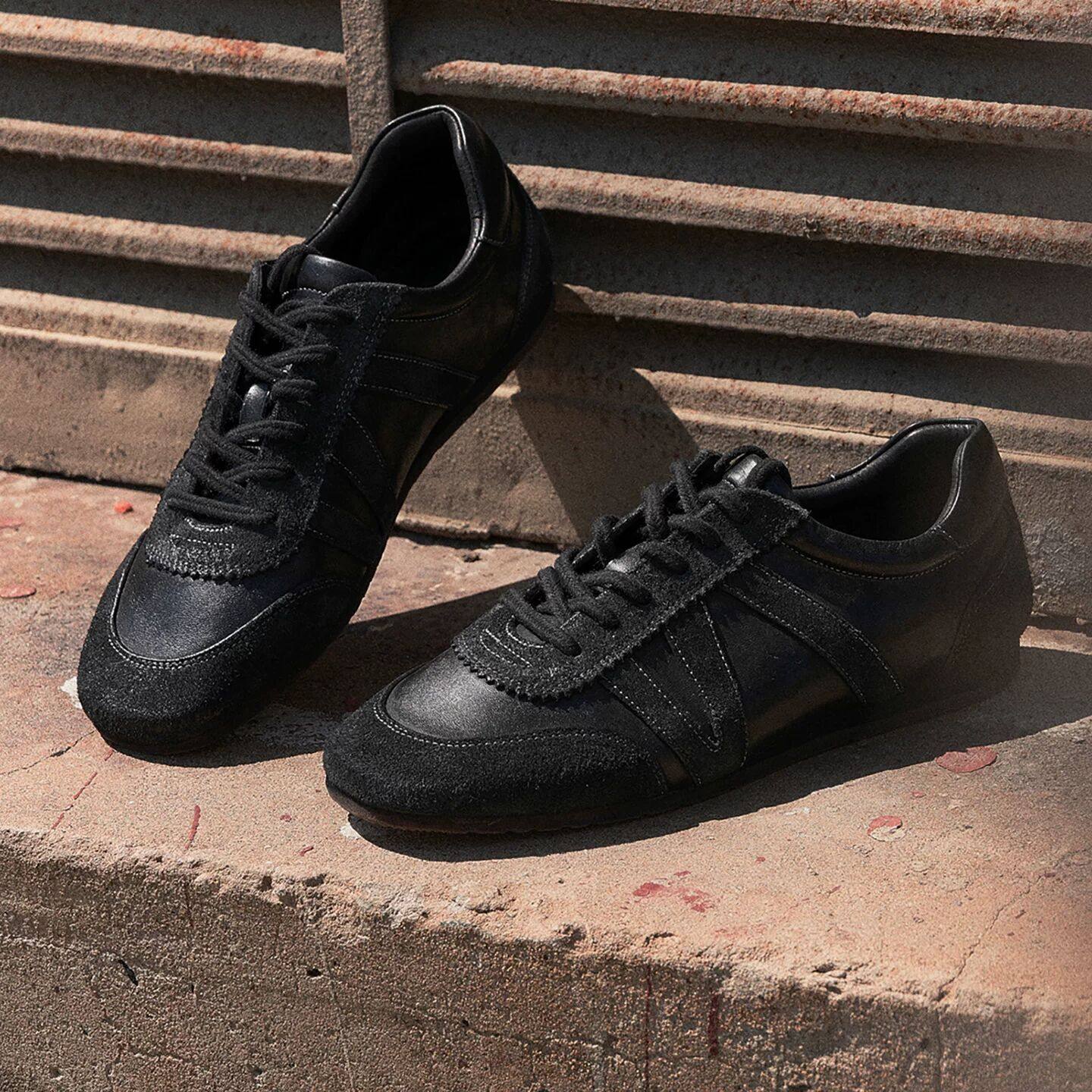 小众软底女系带轻便高级黑色训练鞋休闲德训鞋极简复古运动阿甘鞋