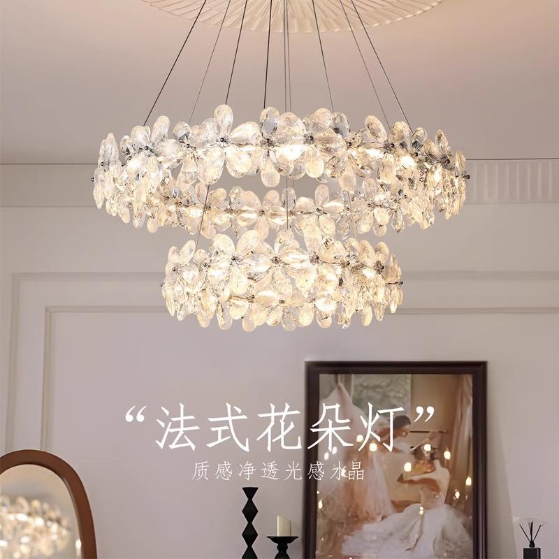 2025新款主卧室吊灯法式奶油风温馨浪漫花朵高级感客厅吊灯水晶灯