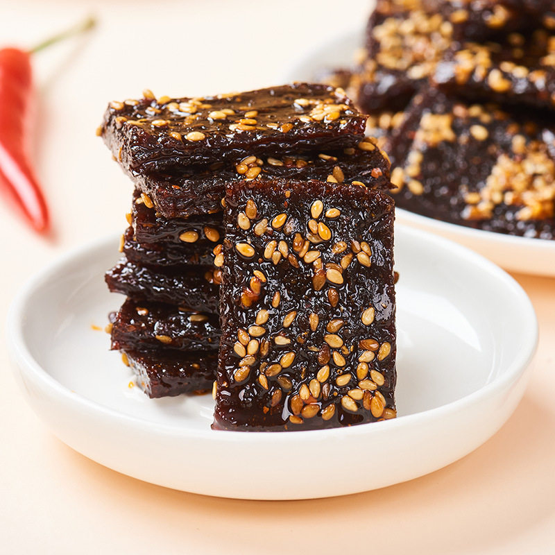 臭干子辣条蒜香味湖南特产麻辣小