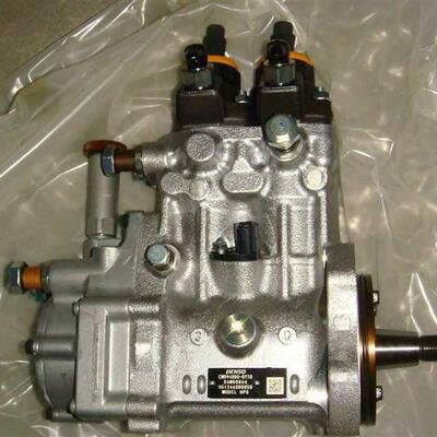 重汽豪沃A7 D12发动机配件 共轨喷油泵总成 VG1246080050