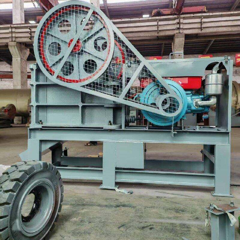 花岗岩石灰石破碎机老虎口矿山设备厂家移动柴油PE2540鄂式破碎机,机械设备,破碎机,淘宝优惠券,粉丝福利购,淘宝优惠卷