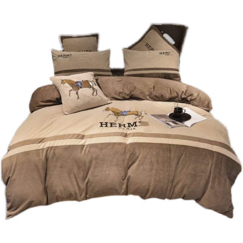 潮牌加厚保暖双面绒抗静电潮牌四件套婴儿绒刺绣床单2m被套1.8床