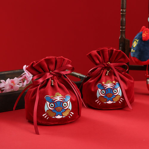 虎年春节糖果袋新年福袋结婚喜糖盒丝绒束口袋节日礼品包装袋