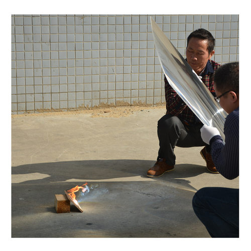 太阳能菲涅尔聚光透镜900Xv900毫米正方形超大薄放大镜户外点火用