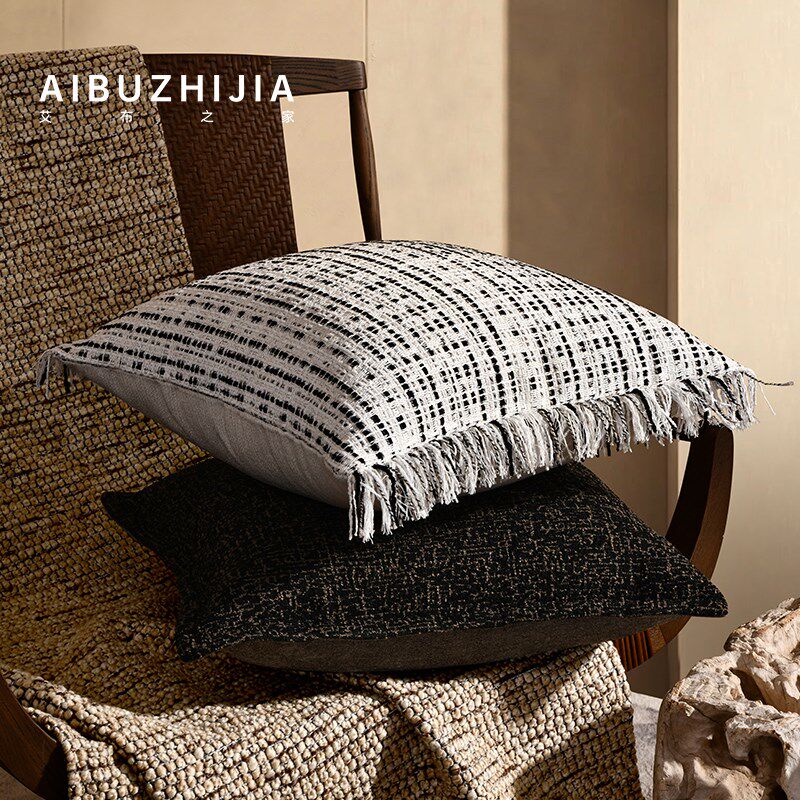 艾布之家新中式轻奢高级感样板间装饰中古风棕色沙发抱枕客厅靠垫