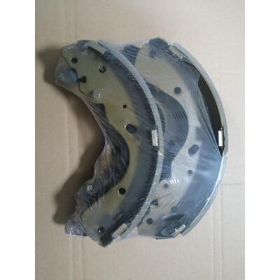 适用于RangerBt50刹车片后鼓后