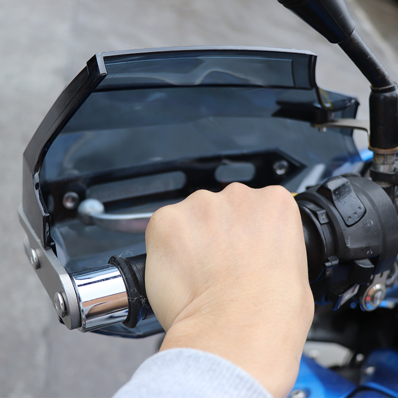 生林摩托车防摔护手罩防风挡雨手把护具通用把手挡风板改装车把件