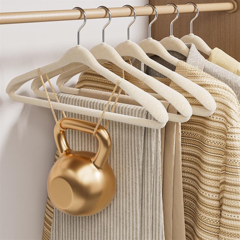 宽肩植绒衣架2024新款家用挂衣无痕防滑防肩角衣撑子羊绒大衣衣架