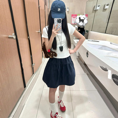 藏青色半身裙女2026春夏薄款高腰遮胯柔软舒适时尚百搭日系半身裙