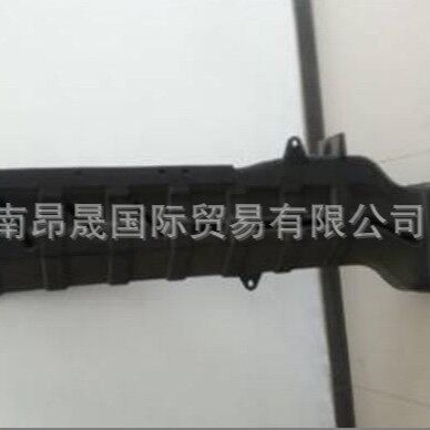供应重汽HOWO T7H 汕德卡C7H C9H G7S 配件810W08201-0450 进气道
