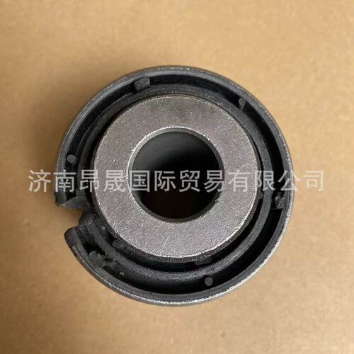 重汽HOWO T7H汕德卡C7H C9H G7 配件出口AZ9925688204 稳定杆衬套