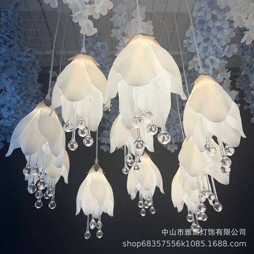 厂家新款10头玉兰花婚庆吊灯婚礼堂创意布置装饰道具吊顶挂饰灯