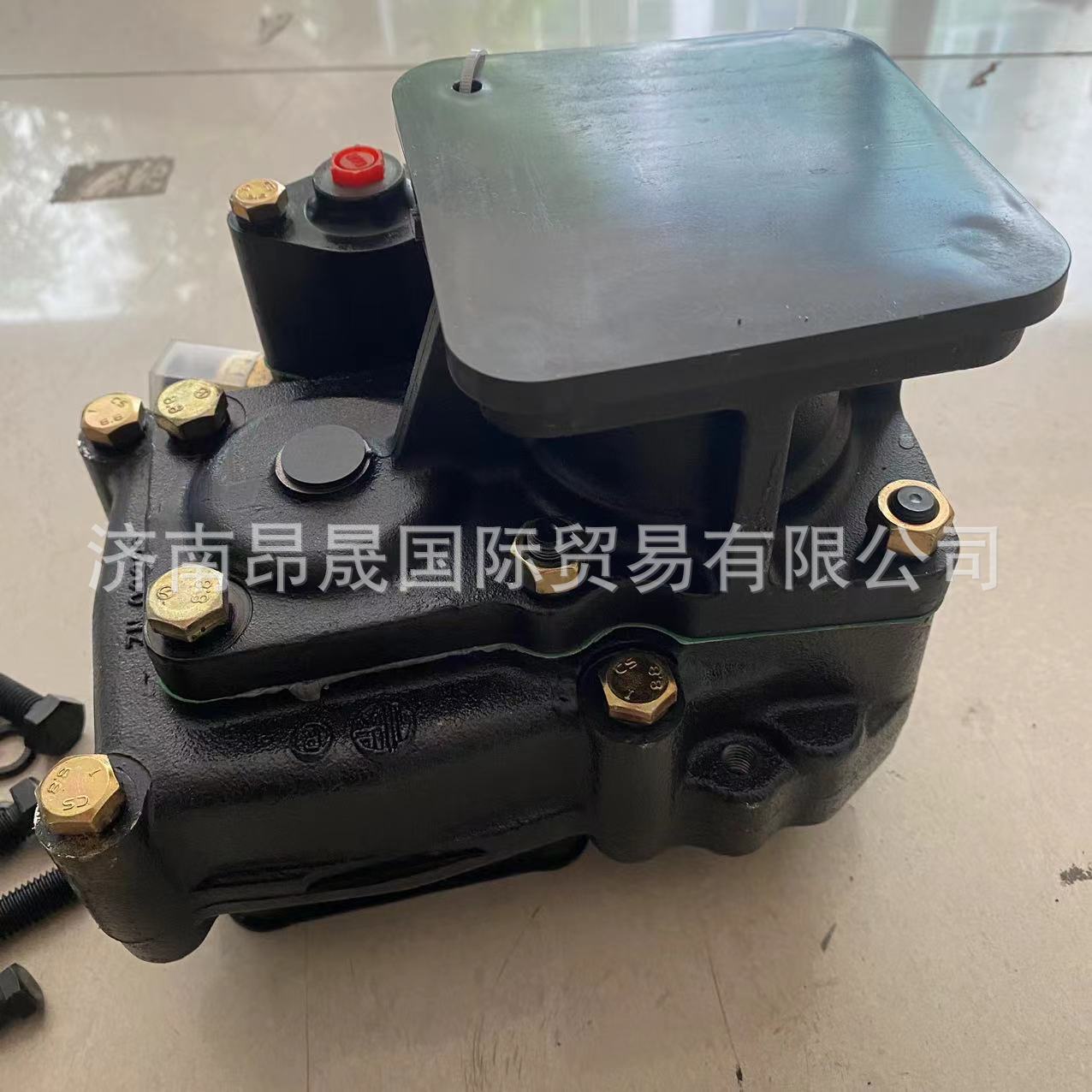 重汽豪沃336 371发动机配件WG9700290150取力器 直联式HW50-05