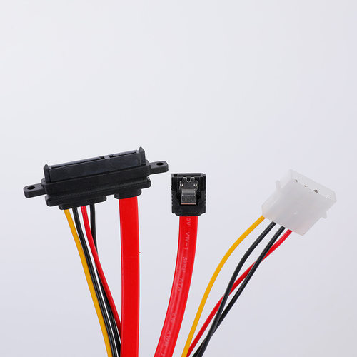 供应SATA22p 数据线 SATA7+15P带锁孔数据线