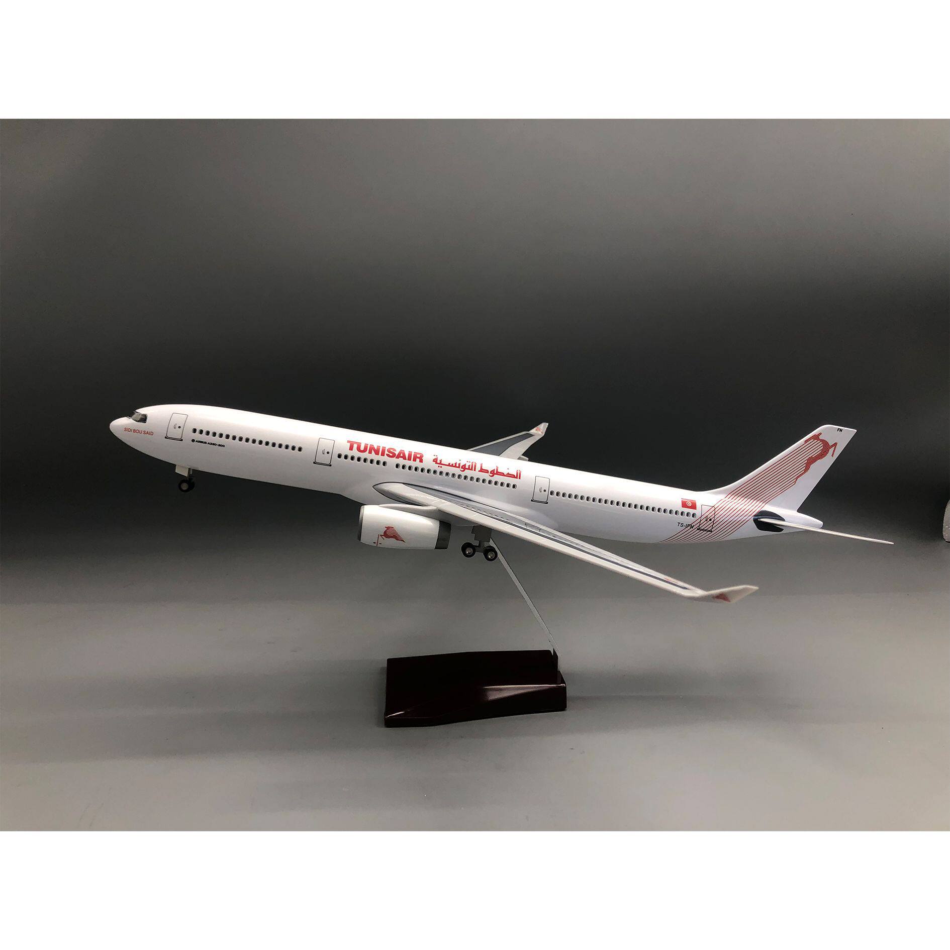 47cm突尼斯航空A330托尼斯航空飞机模型仿真带灯拼装模型玩具礼物