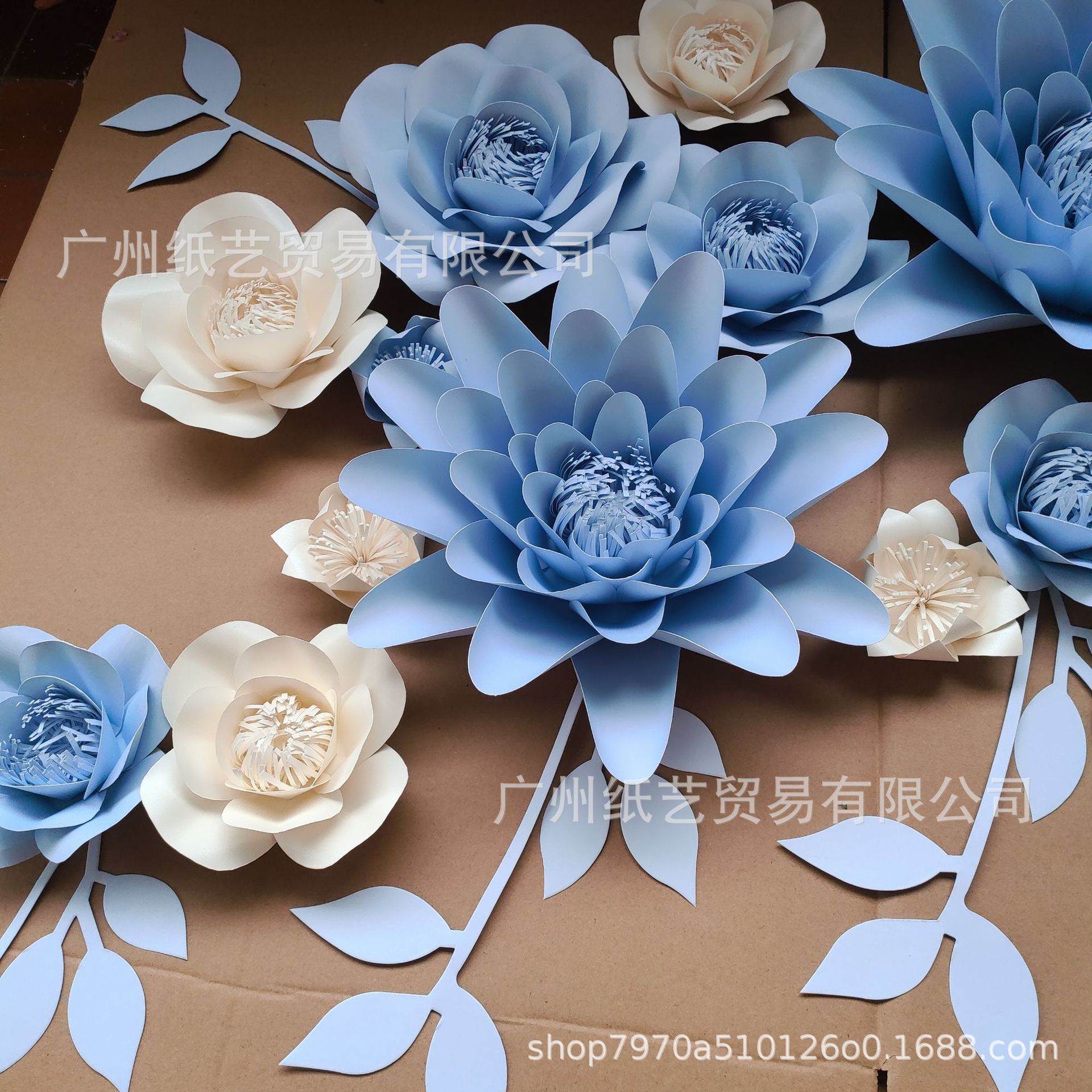 18朵+12片叶子橱窗装饰纸花 婚礼背景花墙公司店铺形象墙大型纸花