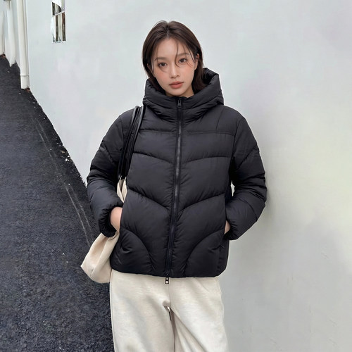 SIYU斯羽 90白鸭绒冬季女装短款保暖泡芙款显瘦百搭外套羽绒服女