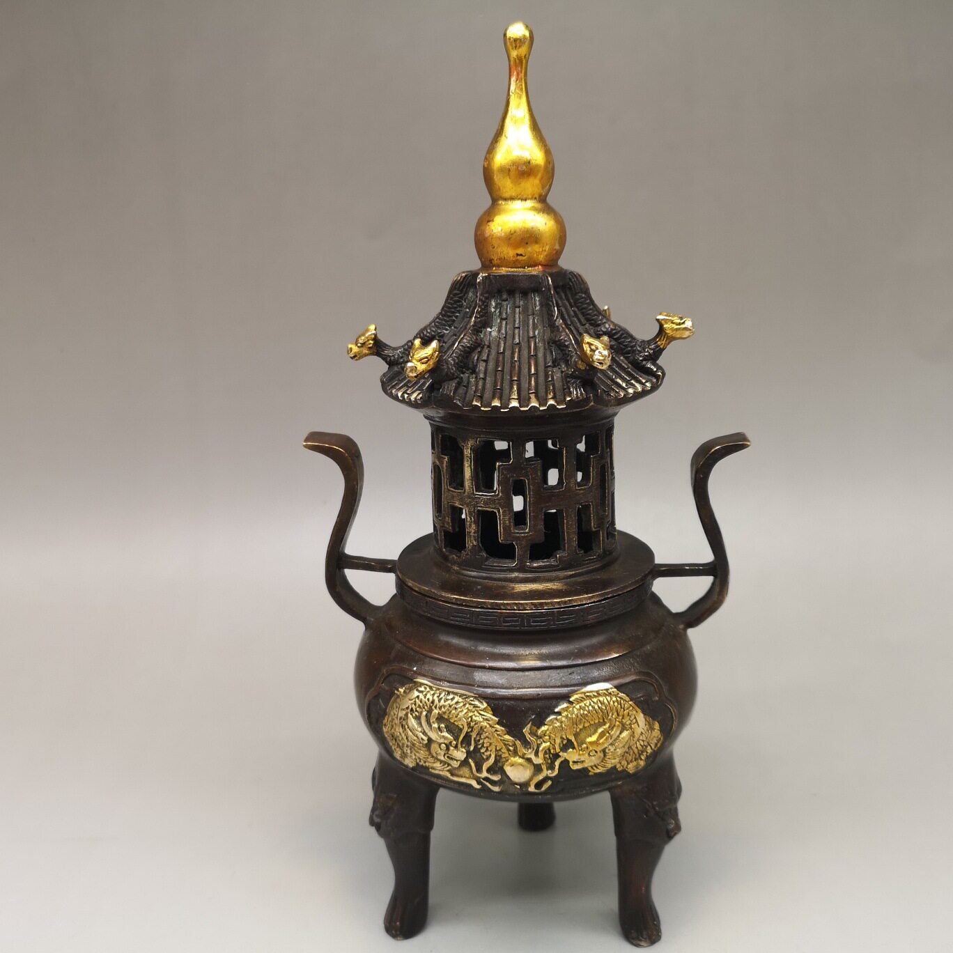 黄铜 鎏金塔熏香炉摆件 仿古铜器香炉客厅摆设工艺品装饰