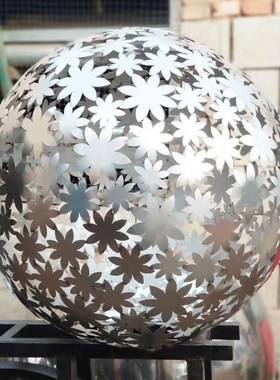 大型金属不锈g钢镂空球雕塑定制铁艺抽象灯光球广场售楼处水景摆