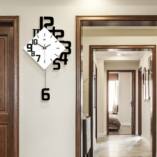 现代简约客厅挂钟餐厅个性创意潮流装饰大气钟表木质静音摇摆时钟