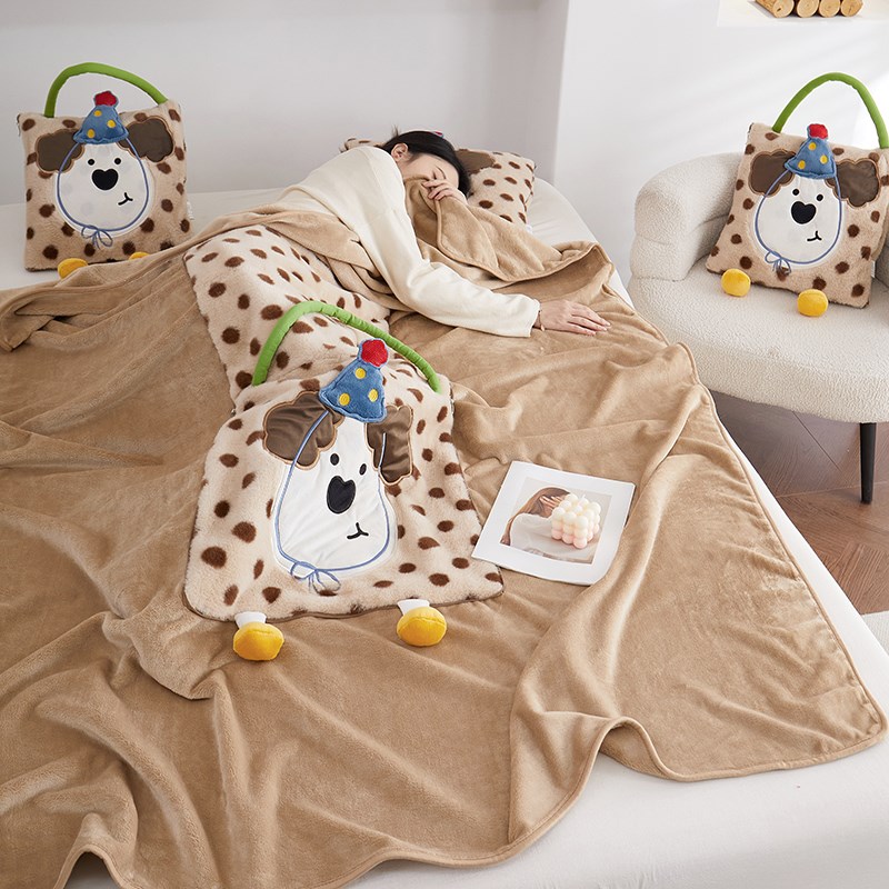 动物家族 2025新款抱枕毯子二合一办I公室午睡两用枕头被车用靠枕