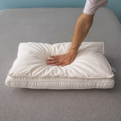 A类大豆纤e维枕头蚕丝枕芯单个装护颈椎助睡眠酒店单人男睡觉专用