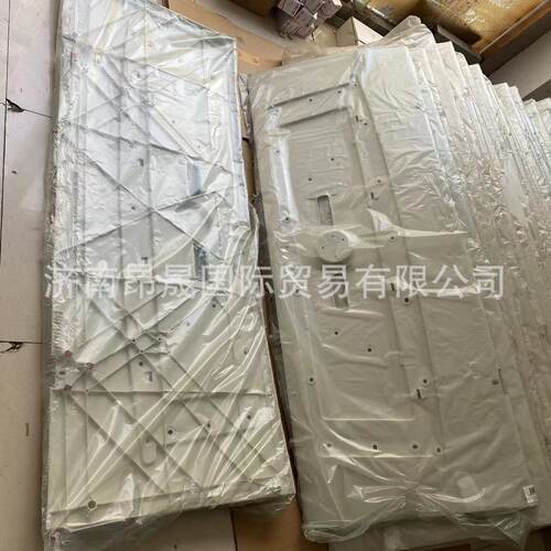 重汽HOWO T7H汕德卡C7H配件812W61110-0053驾驶室散热器面罩 出口