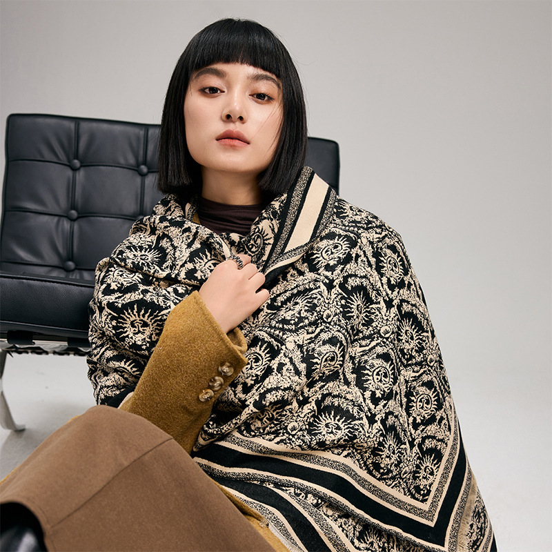 2024新款百搭围巾太阳神印花秋冬季仿羊绒围巾冬季高级感保暖披肩