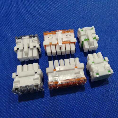 C4201FS5557-2*2P2*3P2*4P2*5P线对板5557防水胶壳连接器