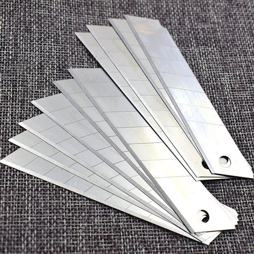 100片包邮 美工刀片 壁纸刀片 介刀片 大黄标刀片 0.4mm厚 18mm宽