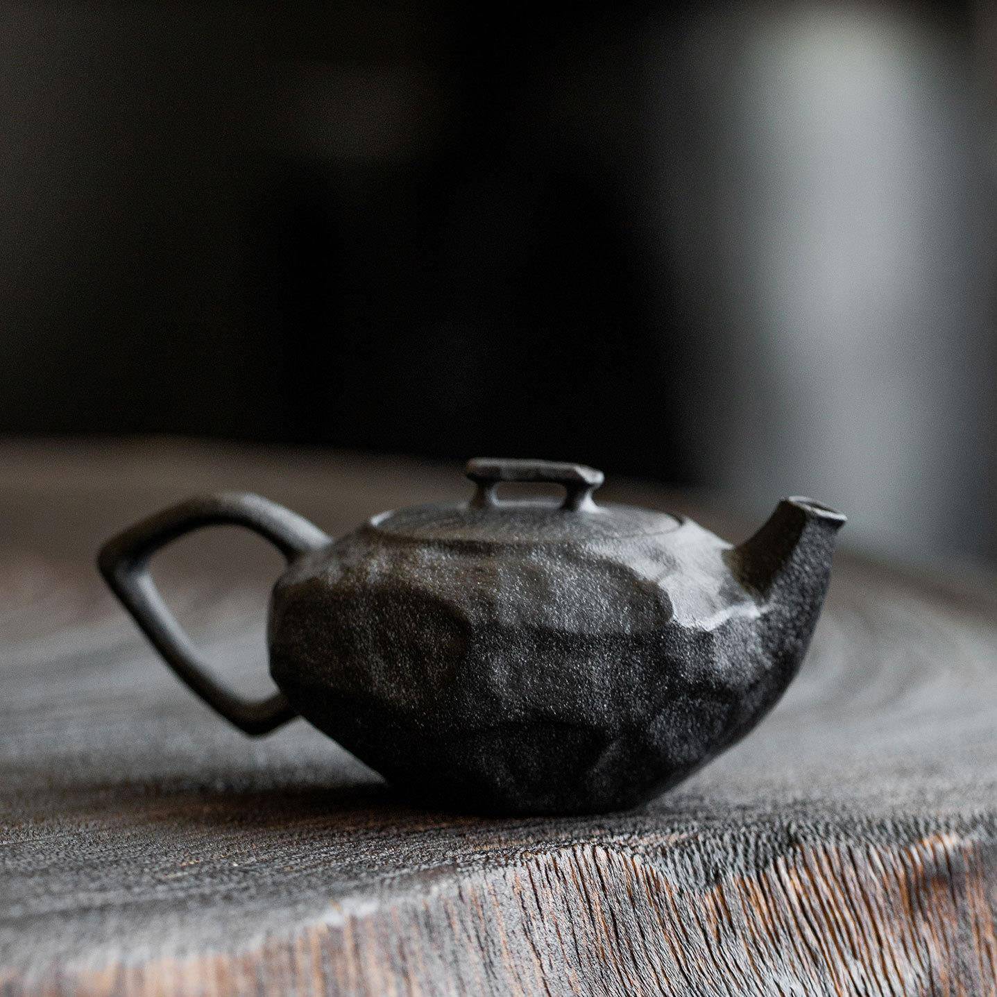 大师手工雕刻艺术茶壶 天然冰碛岩泡茶壶 透光高档收藏石壶