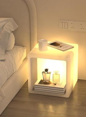 落地灯柜床头柜家用工业风卧室塑料小型床边柜极简发光床头收纳柜