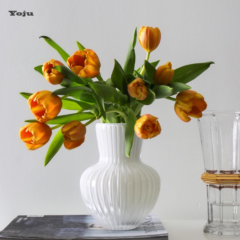法式中古玻璃花瓶高级感郁u金香花艺摆件客厅卧室轻奢白色鲜花花