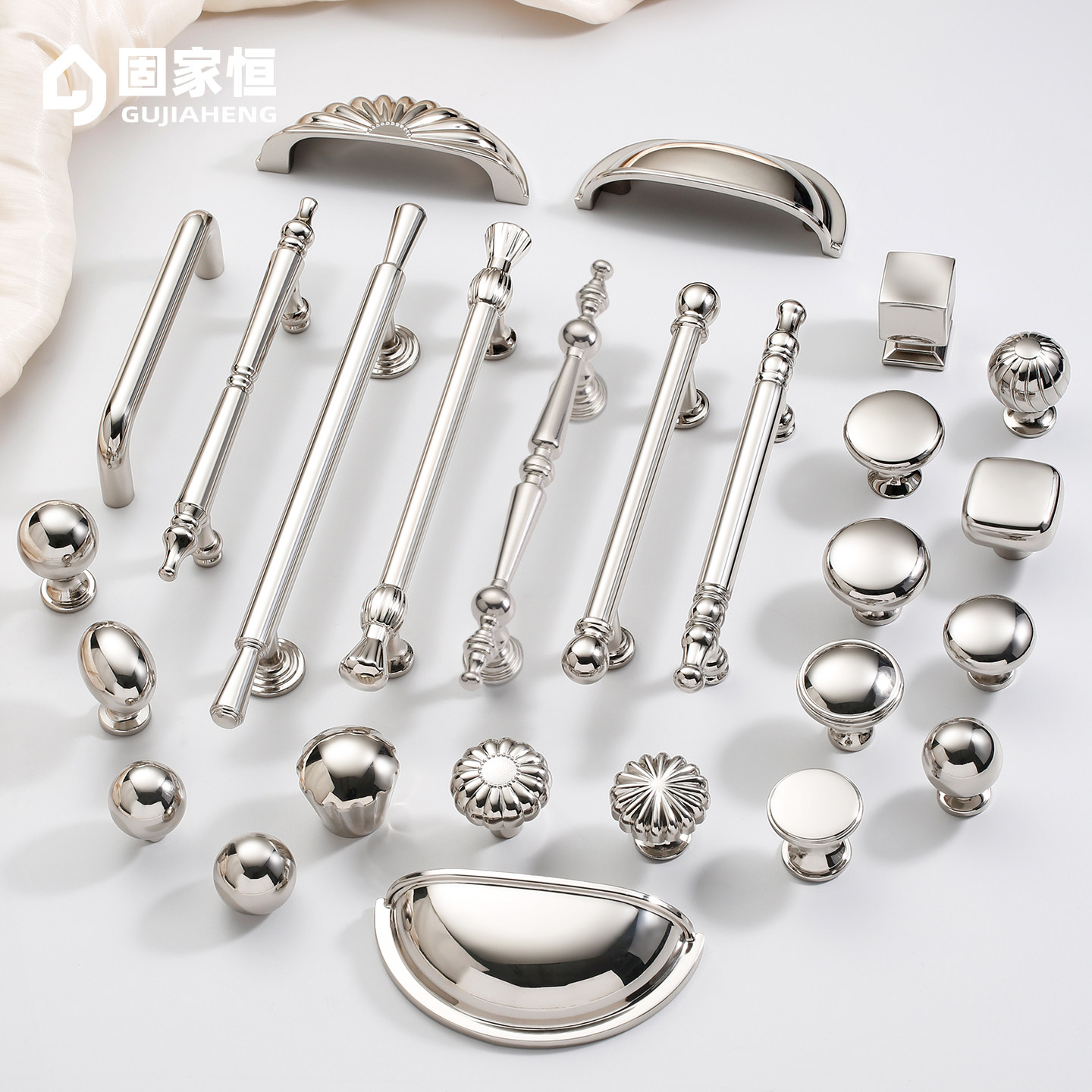 法式奶油风钛银单孔柜门拉手图片