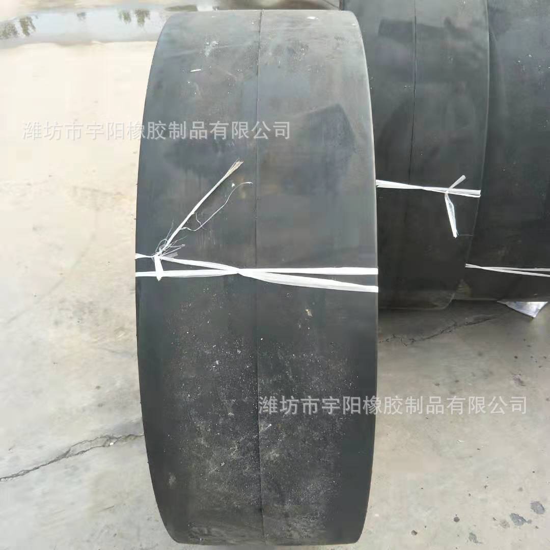 井下铲运机轮胎 13/80-20  L5S 光面压路机轮胎