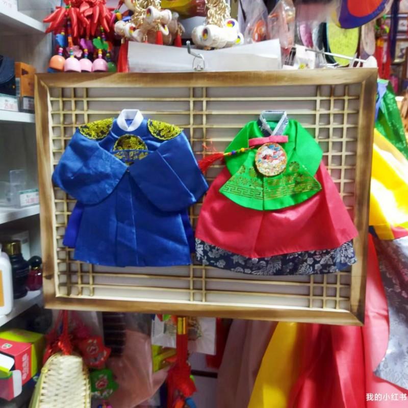 韩式烧烤店洗浴中心装饰品挂件朝鲜族韩服木框客厅玄关餐厅壁饰