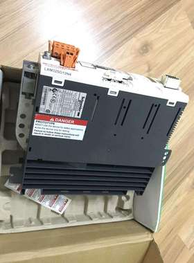 伺服LXM32SD12N4驱动器12A RMS峰值电流3相480V