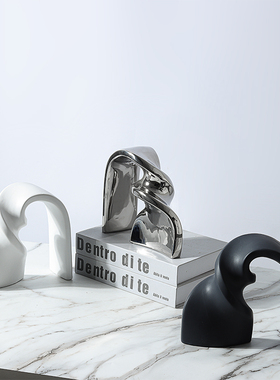 现代轻奢极简几何异形扭转扭曲飘带陶瓷摆件家居酒店会所软装饰品