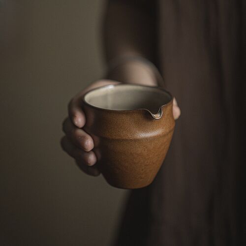 日式侘寂风公道杯功夫茶具粗陶茶海分茶器家用陶瓷公杯茶道配件