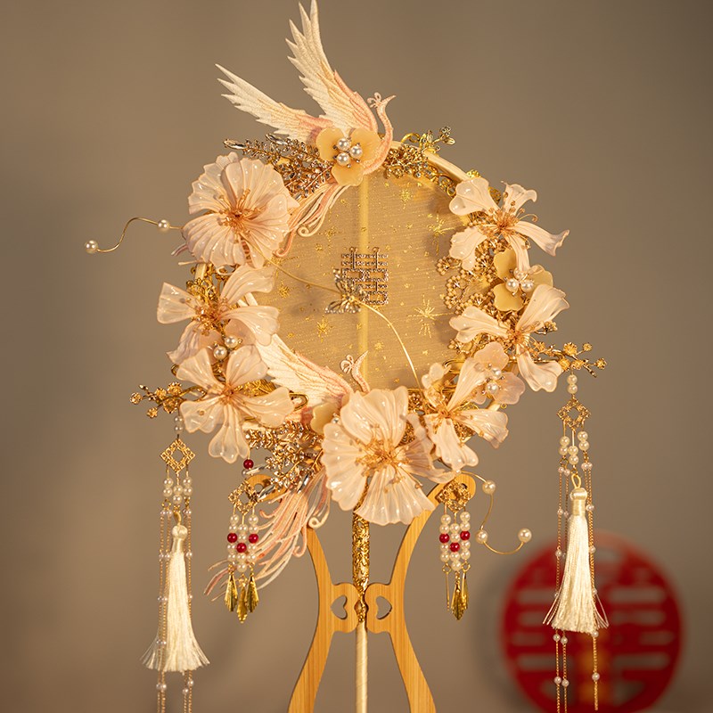 中式婚礼秀禾手捧花团扇结婚新娘dCiy材料包出嫁喜扇高级成品扇子